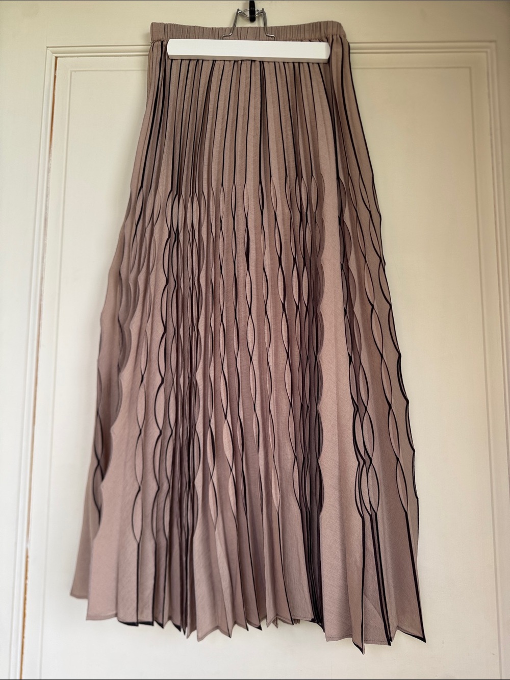 New With Tag Pleated Taupe Skirt with Black Wave Trim